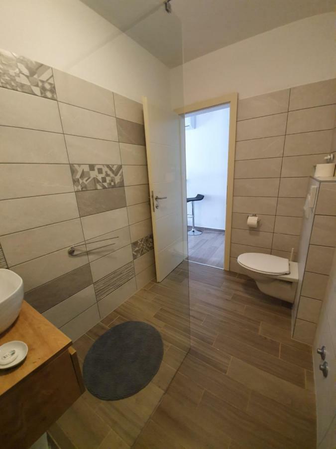 Apartments Borghetto Vinkuran Exterior foto